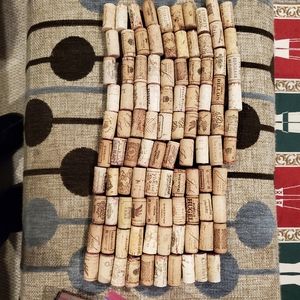 100 Used Natural Red Wine Corks w/Stains